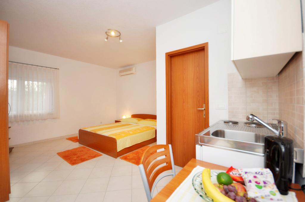 Apartments Ivan Дуче Номер фото
